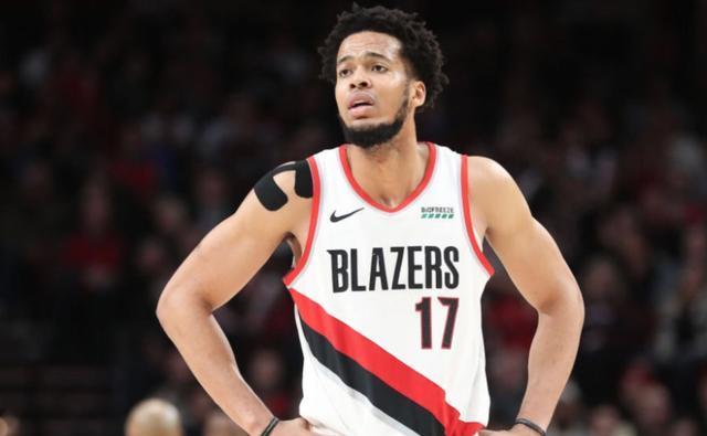 出绯闻, AA, 外援方面 出绯闻, AA, 外援方面