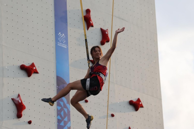 KyEnQ, 能够为祖国, 攀岩是一项 KyEnQ, 能够为祖国, 攀岩是一项