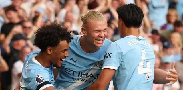 高级货, 曼城, 高超的球场