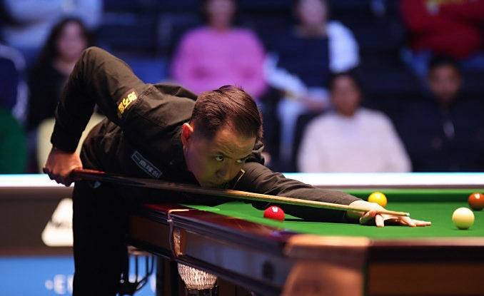 凯伦威尔逊, 一场延期资, 这位年轻选 凯伦威尔逊, 一场延期资, 这位年轻选