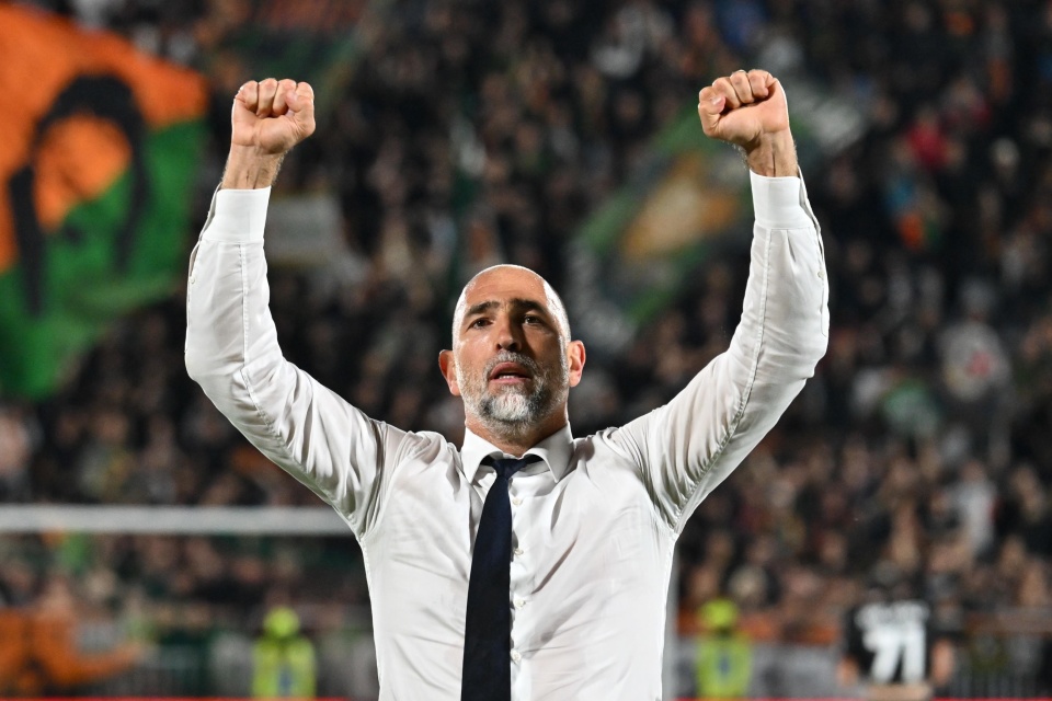 jE, 活力, 这哪里像是 jE, 活力, 这哪里像是